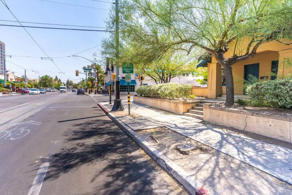 2Br Home W Parking Downtown Charm In Full Bloom! Tucson Exterior photo